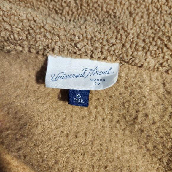 Women's Faux Shearling Jacket Universal Thread Brown Size XS OVERSIZED - Picture 5 of 6